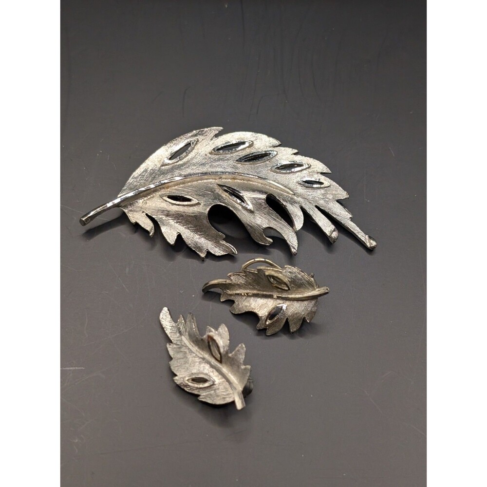 Coro Silver Leaf Set with Brooch and Earrings
